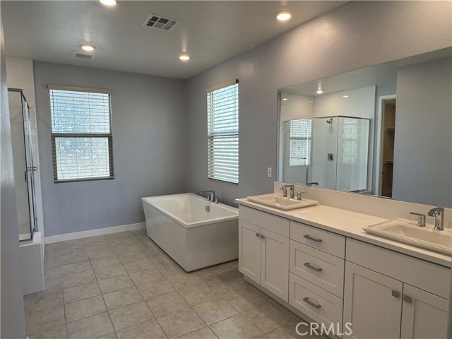 Detail Gallery Image 19 of 35 For 135 Denali, Lake Forest,  CA 92630 - 3 Beds | 3/1 Baths