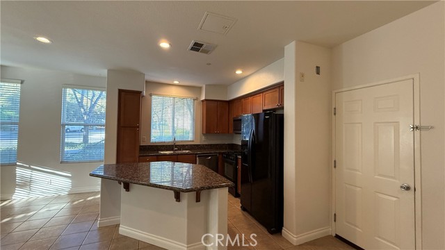 Image 7 of 47 For 31 Quartz Lane