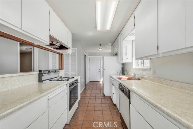 Detail Gallery Image 20 of 58 For 9085 Leila Dr, Glenhaven,  CA 95443 - 3 Beds | 2 Baths