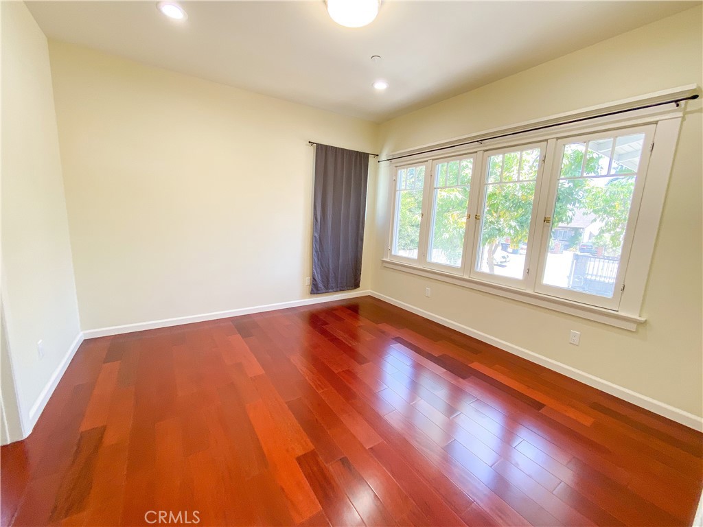 MLS #WS26138316 image #4
