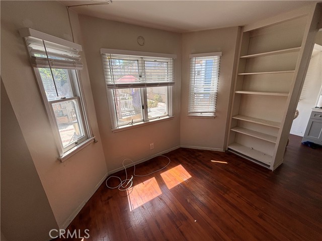 218 N Broadway, Redondo Beach CA: https://media.crmls.org/medias/ce191e89-d80b-4b51-aa57-a6d19f1e8e60.jpg