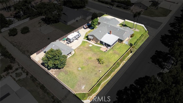 4299 Biscayne Street, Chino CA: https://media.crmls.org/medias/ce1961e8-078d-40ad-896e-822a1dc42e04.jpg