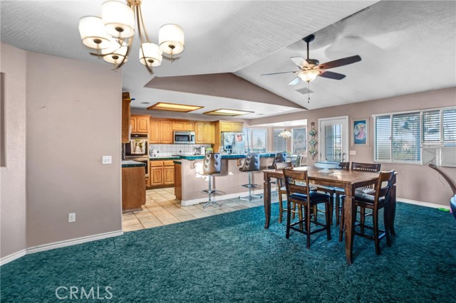 Detail Gallery Image 14 of 40 For 10439 Mesa, Oak Hills,  CA 92344 - 5 Beds | 3 Baths