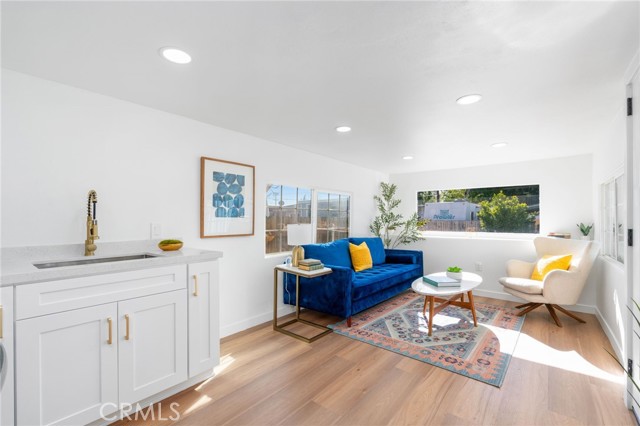 Detail Gallery Image 15 of 28 For 26135 Baseline #18,  Highland,  CA 92346 - 1 Beds | 1 Baths