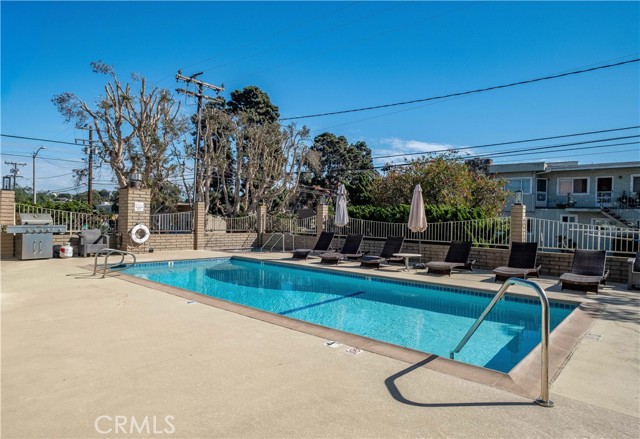 Detail Gallery Image 37 of 42 For 745 Main, El Segundo,  CA 90245 - 2 Beds | 2 Baths