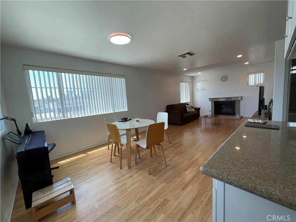 MLS #SB25243456 image #5