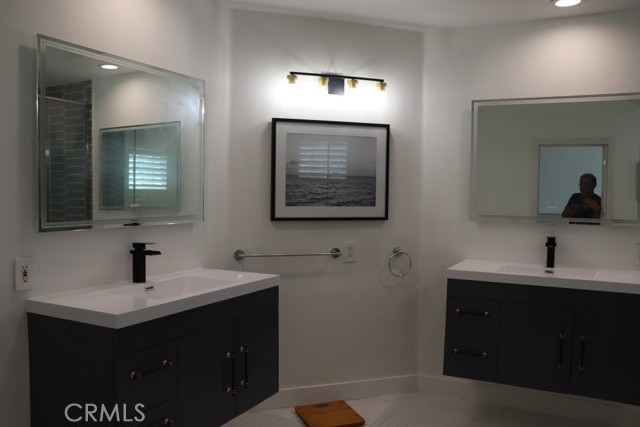 Detail Gallery Image 29 of 69 For 9103 Wystone Ave, Northridge,  CA 91324 - 4 Beds | 3 Baths