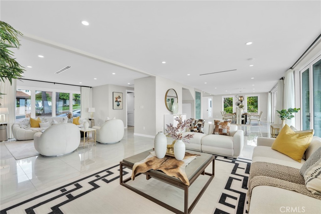 MLS #WS25226127 image #8