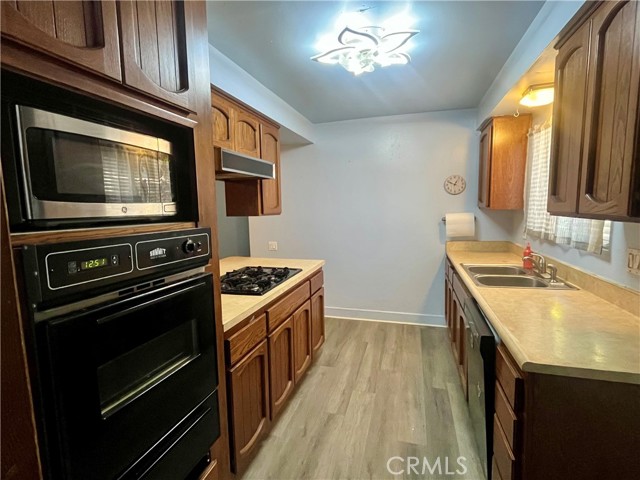 Detail Gallery Image 3 of 12 For 1053 Thompson, Banning,  CA 92220 - 4 Beds | 2 Baths