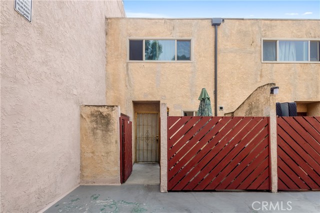 Detail Gallery Image 2 of 33 For 1791 Neil Armstrong St #103,  Montebello,  CA 90640 - 2 Beds | 1/1 Baths