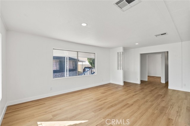 Detail Gallery Image 16 of 57 For 141 E Coronado Ln, Tustin,  CA 92780 - 3 Beds | 2 Baths