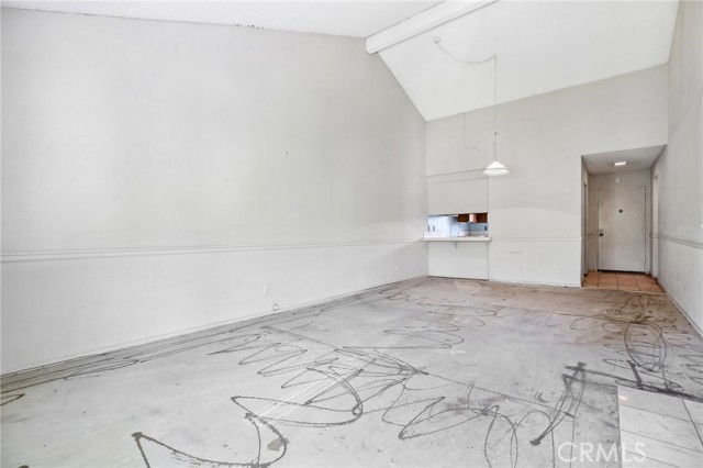Detail Gallery Image 5 of 33 For 2506 E Willow Street #302,  Signal Hill,  CA 90755 - 2 Beds | 2 Baths