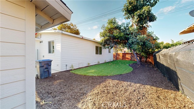 Detail Gallery Image 50 of 74 For 1330 W 2nd St, Santa Ana,  CA 92703 - 3 Beds | 1 Baths