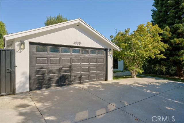 Detail Gallery Image 3 of 40 For 4800 Mary Ellen, Sherman Oaks,  CA 91423 - 3 Beds | 2 Baths