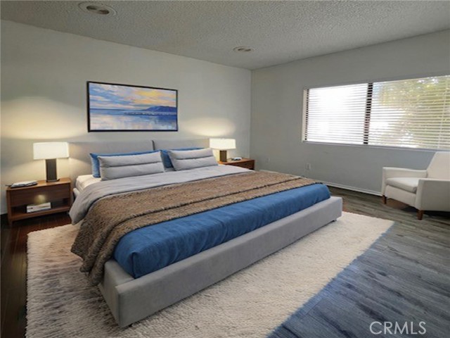 Detail Gallery Image 8 of 13 For 9019 Cedros Ave #1,  Panorama City,  CA 91402 - 2 Beds | 1/1 Baths