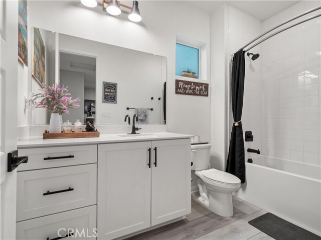 Detail Gallery Image 15 of 34 For 27478 Boulderview, Valencia,  CA 91381 - 3 Beds | 3 Baths