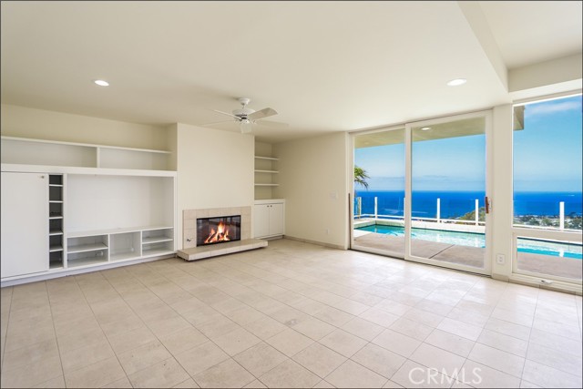 1284 Coronado Drive, Laguna Beach CA: https://media.crmls.org/medias/ce27918f-c70b-494e-bc58-17eecb923932.jpg