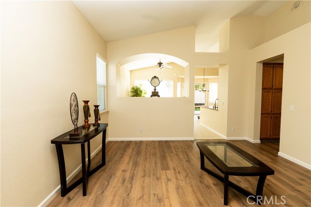 Detail Gallery Image 4 of 47 For 639 Hillswick, Folsom,  CA 95630 - 3 Beds | 2 Baths