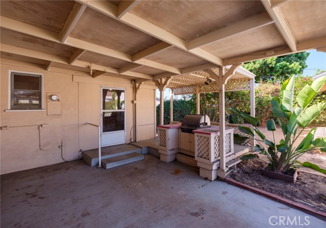 22933 Kent Avenue photo 27