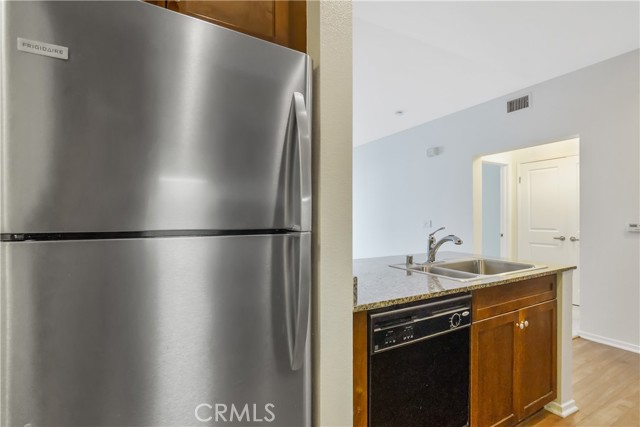 Detail Gallery Image 6 of 32 For 1329 Scholarship, Irvine,  CA 92612 - 2 Beds | 2 Baths