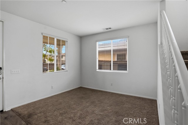 Detail Gallery Image 7 of 37 For 29538 Major League, Lake Elsinore,  CA 92530 - 3 Beds | 2/1 Baths