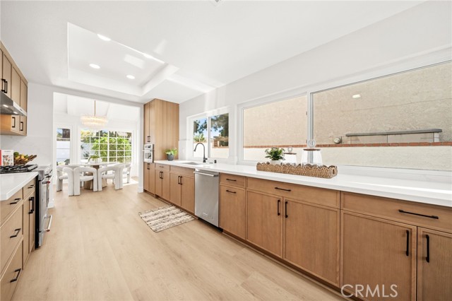 Detail Gallery Image 18 of 61 For 13802 Margene, Irvine,  CA 92620 - 5 Beds | 4 Baths