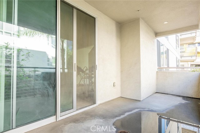 Detail Gallery Image 31 of 32 For 267 S San Pedro St #210,  Los Angeles,  CA 90012 - 2 Beds | 2 Baths