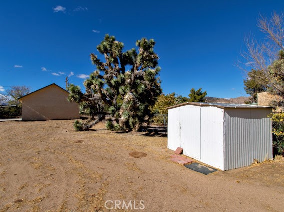 Detail Gallery Image 6 of 20 For 7470 Deer Trl, Yucca Valley,  CA 92284 - 2 Beds | 1 Baths