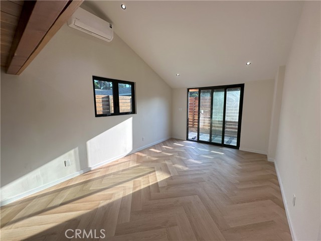 Detail Gallery Image 8 of 11 For 6701 Andasol Ave, Lake Balboa,  CA 91406 - 0 Beds | 1 Baths