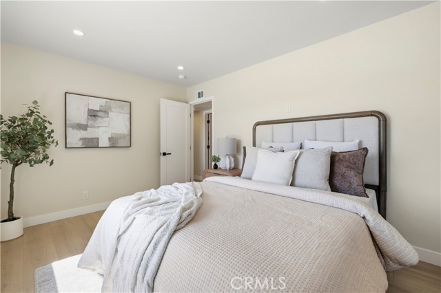 Detail Gallery Image 21 of 35 For 2133 Cochran, Simi Valley,  CA 93065 - 3 Beds | 2 Baths