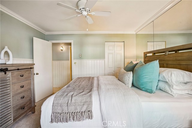 650 The Village, 212 photo 27