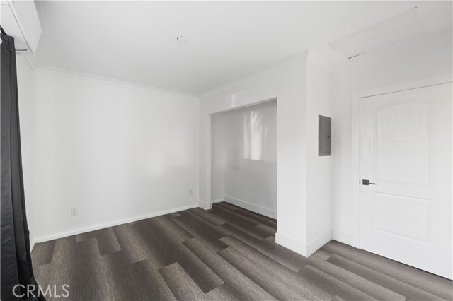 6653 Belmar Avenue, Reseda CA: https://media.crmls.org/medias/ce2f73c0-2306-43b4-91e4-8c04c9d33036.jpg