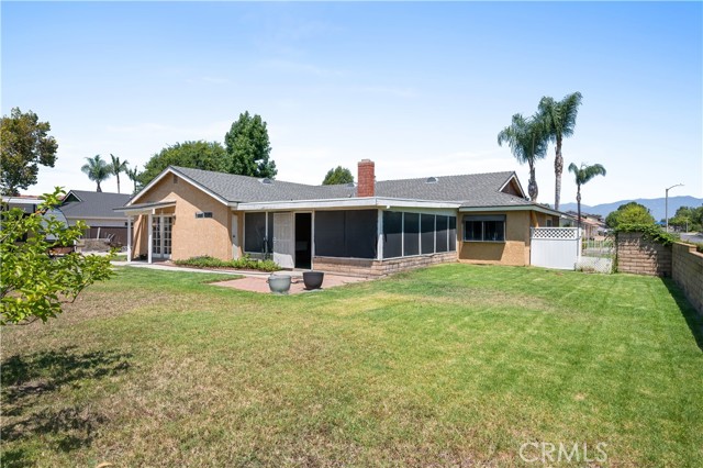 4299 Biscayne Street, Chino CA: https://media.crmls.org/medias/ce2f7d25-56b7-4aa4-8fb4-9f494ca32afc.jpg