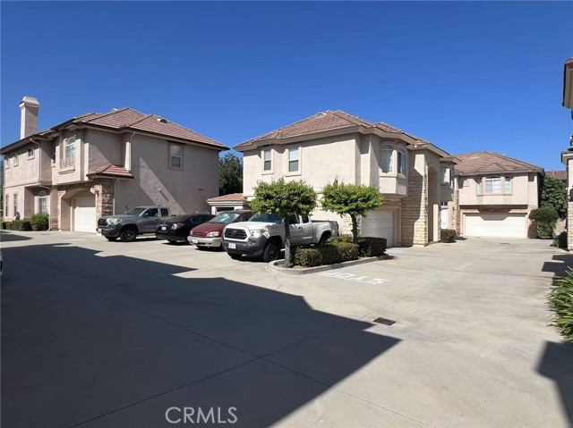 326 Genoa, Arcadia CA: https://media.crmls.org/medias/ce2fde1b-5425-47cd-a8fc-d828d49b884c.jpg