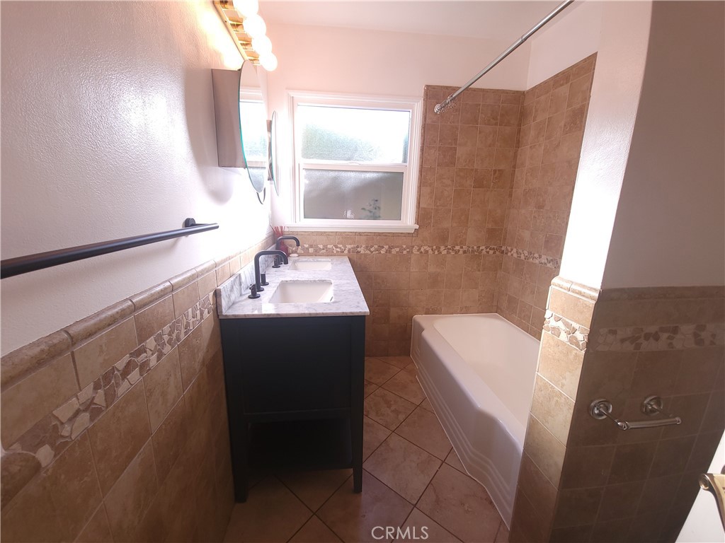 Ce2Ffce1 059D 451D 8287 Ba22F58F453A 13808 Casimir Avenue, Gardena, Ca 90249 &Lt;Span Style='BackgroundColor:transparent;Padding:0Px;'&Gt; &Lt;Small&Gt; &Lt;I&Gt; &Lt;/I&Gt; &Lt;/Small&Gt;&Lt;/Span&Gt;