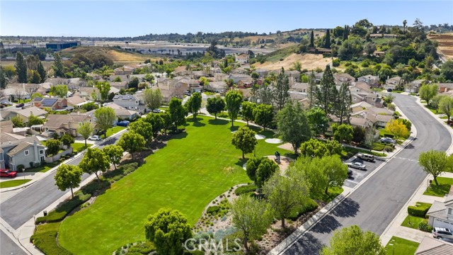 831 Arbor Cir, La Verne CA: https://media.crmls.org/medias/ce308a16-c4c2-485a-9c85-829089b3e639.jpg