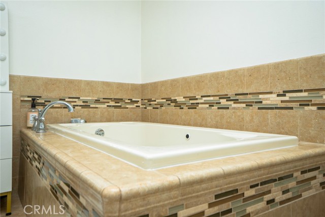10245 Poulsen Avenue, Montclair CA: https://media.crmls.org/medias/ce311740-d433-476f-820f-9c379c8822d0.jpg