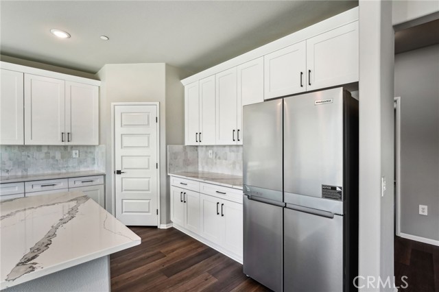 2187 Oroblanco Way, Redlands CA: https://media.crmls.org/medias/ce329c0e-40da-4a2a-bc0e-40e303ba2654.jpg
