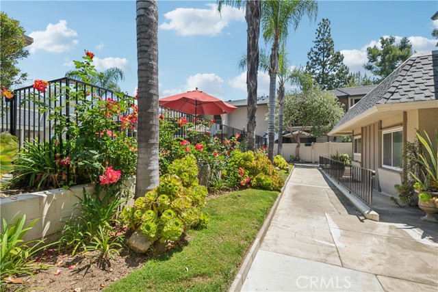 Detail Gallery Image 31 of 35 For 2453 Loma Vista St, Pasadena,  CA 91104 - 3 Beds | 2/1 Baths