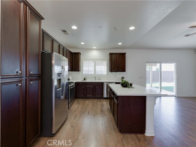Detail Gallery Image 7 of 25 For 2720 Wensley Ave, El Centro,  CA 92243 - 4 Beds | 2 Baths