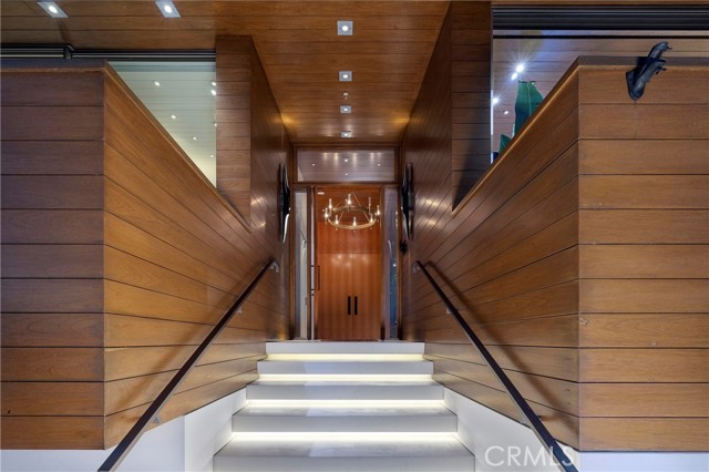 Detail Gallery Image 3 of 33 For 2538 Monaco Dr, Laguna Beach,  CA 92651 - 5 Beds | 5 Baths