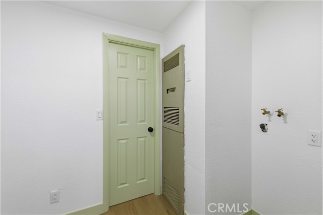 Detail Gallery Image 12 of 20 For 4444 E R, Palmdale,  CA 93552 - 4 Beds | 2 Baths