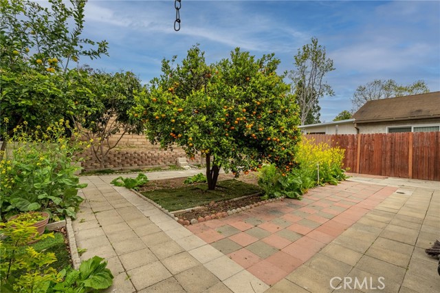 Detail Gallery Image 5 of 20 For 730 Hacienda Dr, Camarillo,  CA 93012 - 3 Beds | 2 Baths