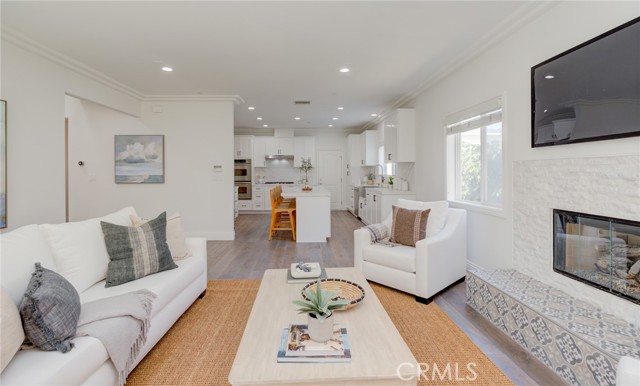 2220 Gates Avenue, Redondo Beach, California 90278, 4 Bedrooms Bedrooms, ,2 BathroomsBathrooms,Residential,Sold,Gates,SB21194759