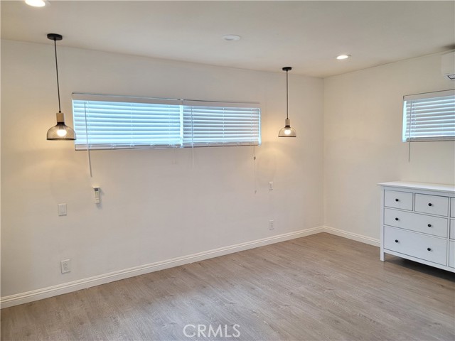 17557 Lemay Place, Lake Balboa CA: https://media.crmls.org/medias/ce35b501-44ba-4efe-84b4-b3f8cf3090df.jpg