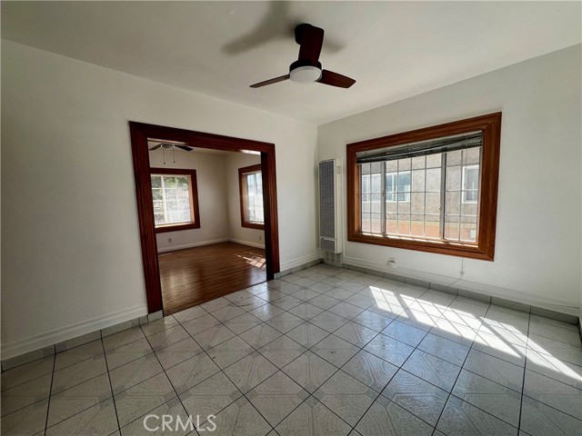 Detail Gallery Image 4 of 14 For 609 Camulos St, Los Angeles,  CA 90023 - 3 Beds | 1 Baths