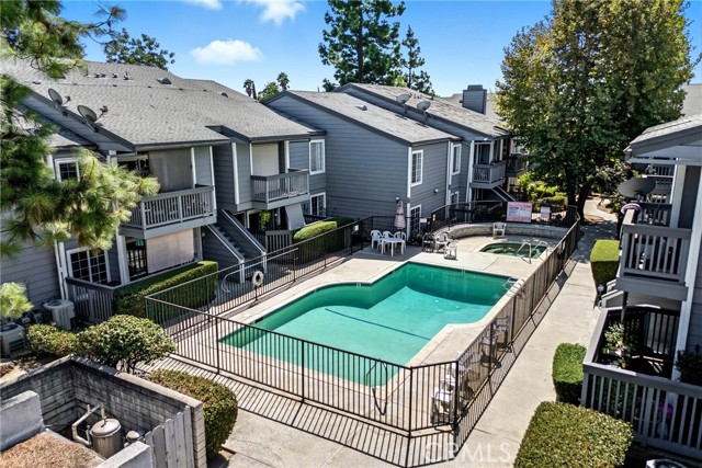 Detail Gallery Image 25 of 27 For 9714 Sepulveda Bld #201,  North Hills,  CA 91343 - 3 Beds | 2 Baths