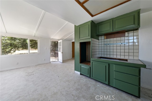 Detail Gallery Image 11 of 48 For 7812 Pearblossom, Littlerock,  CA 93543 - 3 Beds | 1 Baths