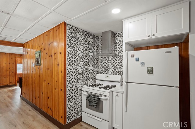 Detail Gallery Image 11 of 25 For 33424 Holcomb Creek Dr, Green Valley Lake,  CA 92341 - 2 Beds | 2 Baths