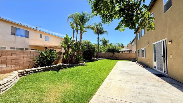 11958 Sunstone Court, Eastvale CA: https://media.crmls.org/medias/ce395b15-ade2-4d49-9813-89cc758c590b.jpg